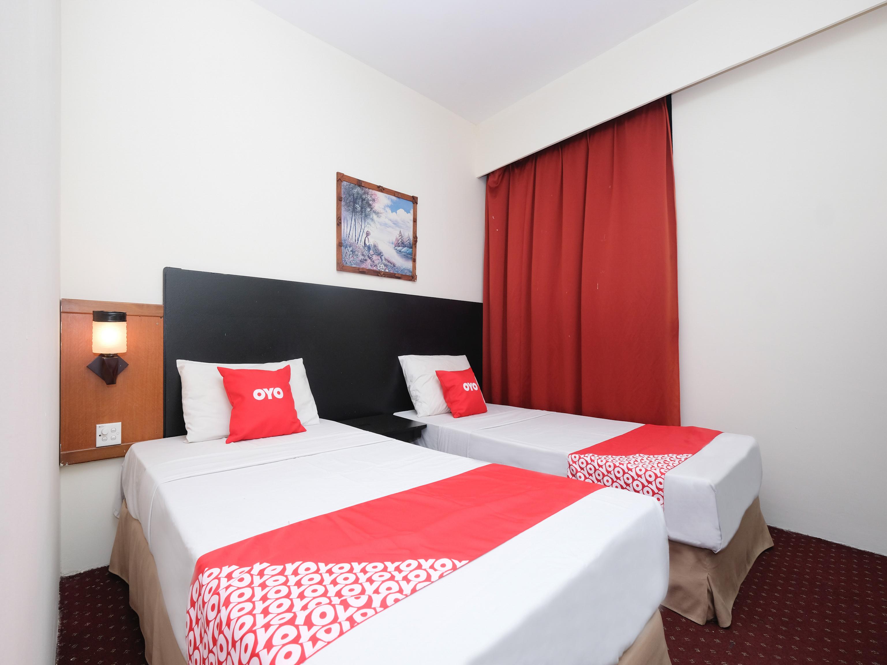 Hotel Sri Sutra - Sungai Buloh Petaling Jaya Esterno foto