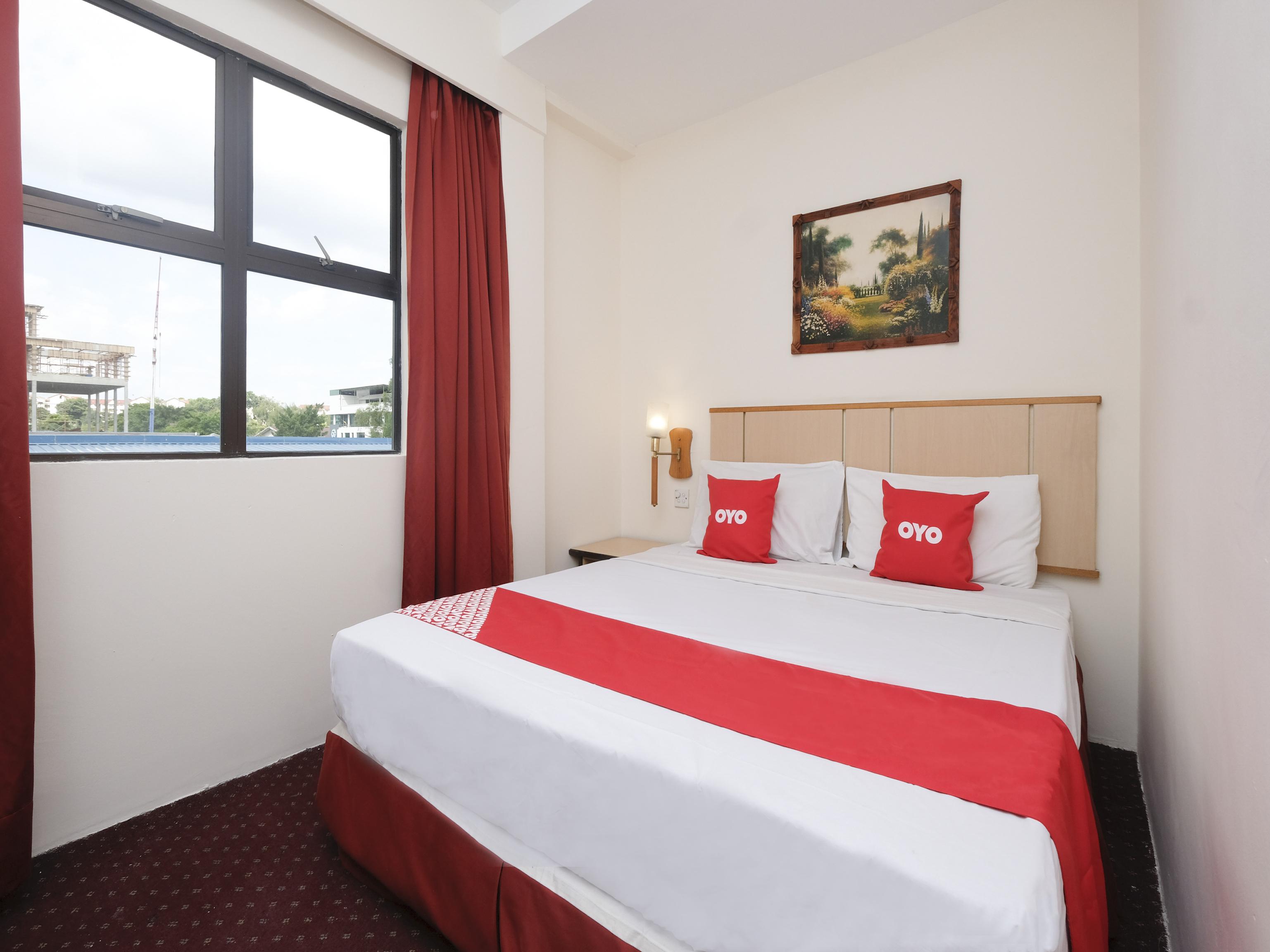 Hotel Sri Sutra - Sungai Buloh Petaling Jaya Esterno foto