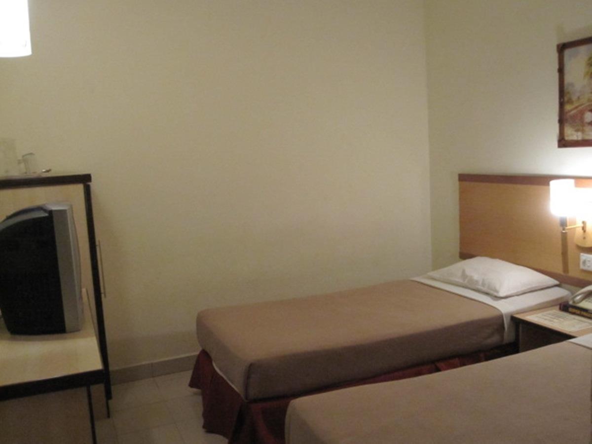 Hotel Sri Sutra - Sungai Buloh Petaling Jaya Esterno foto